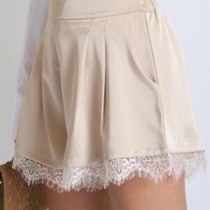 שורט סיומת תחרה